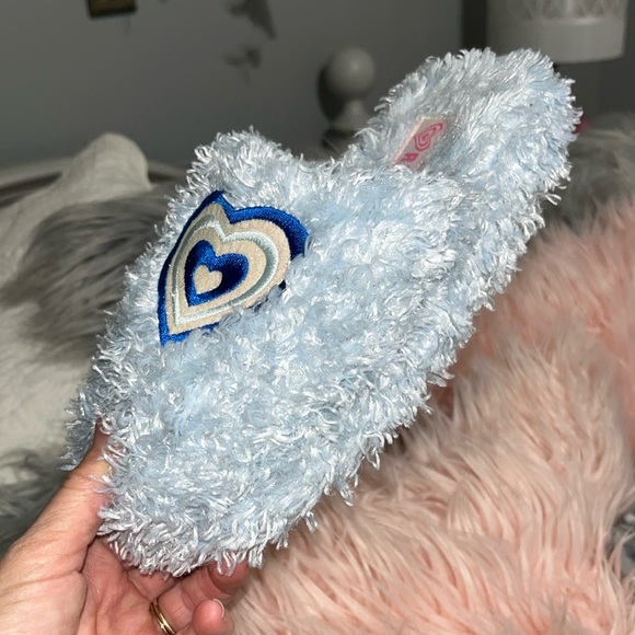 Fuzzy Slippers Rachel Girls 2/3 Large House Shoes Baby Blue Slip On - Picture 9 of 12